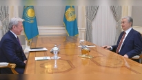Президент Казахстана принял известного общественного деятеля и председателя Наблюдательного совета IQAA